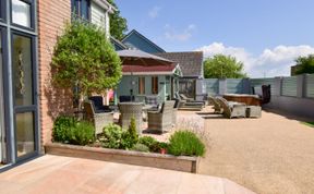 Photo of 5 Bed in Braunton