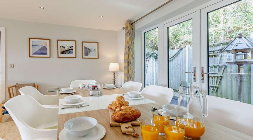 Photo of 4 Bed in Braunton