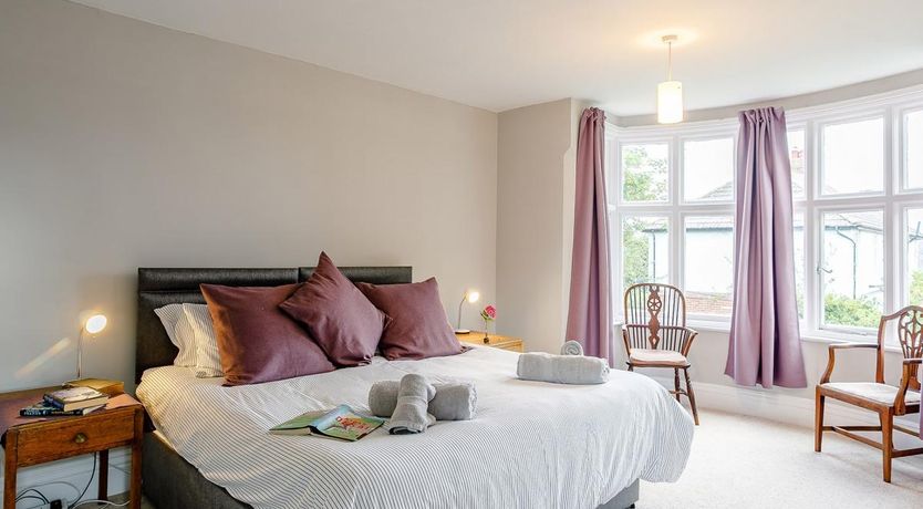 Photo of 4 Bed in Sutton-on-Sea