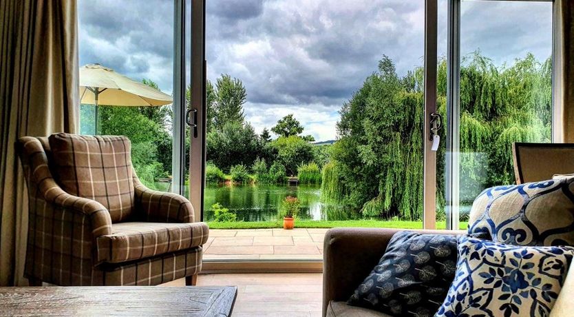 Photo of 2 Bed in Ashford Bowdler