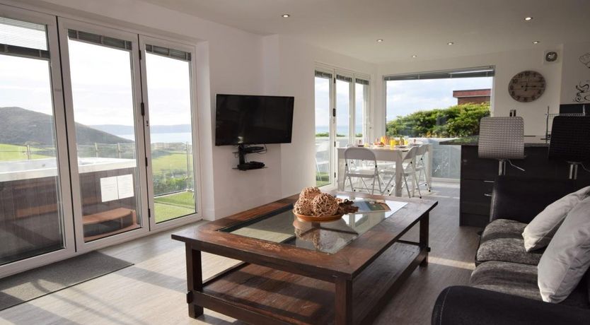 Photo of 6 Bed in Woolacombe