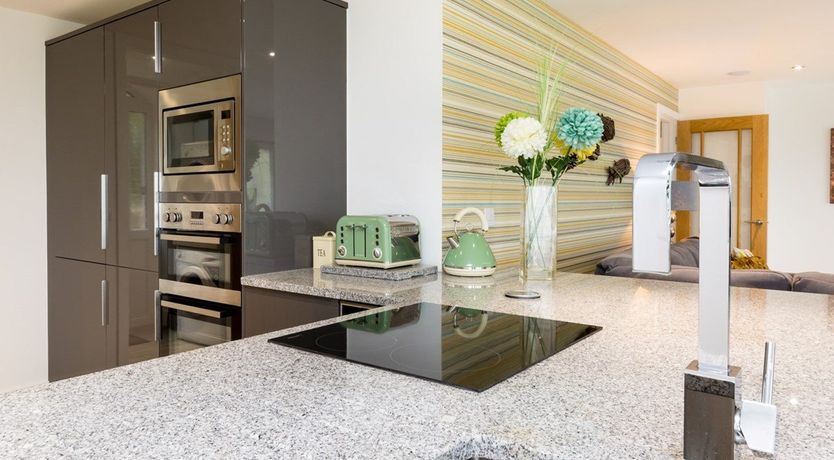 Photo of 6 Bed in Woolacombe