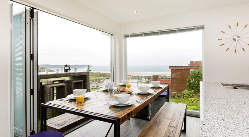 Photo of 6 Bed in Woolacombe