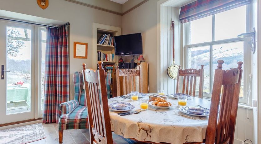 Photo of 2 Bed in Glenclova