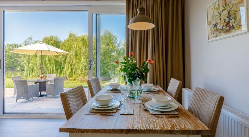 Photo of 2 Bed in Ashford Bowdler