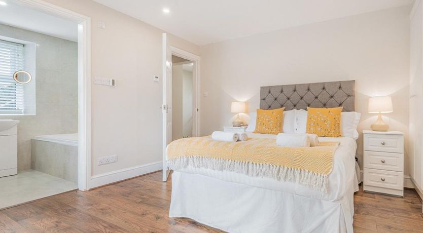 Photo of 2 Bed in Windermere