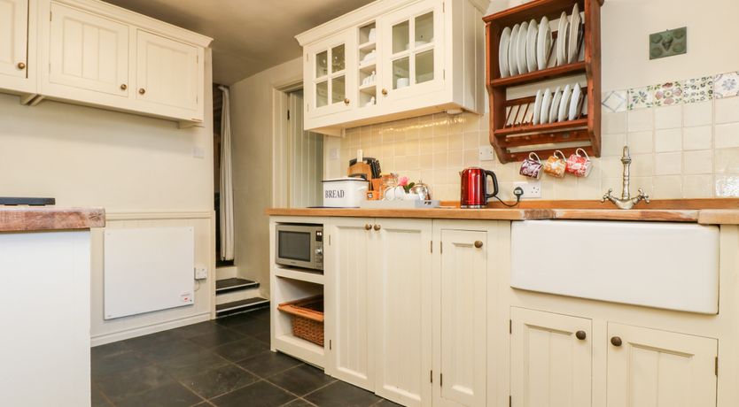 Photo of Gurnard's Cottage