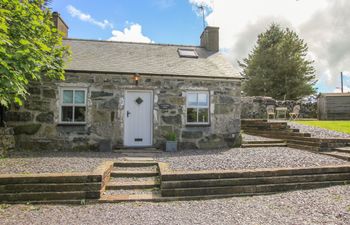 Y Garreg Fawr Holiday Cottage