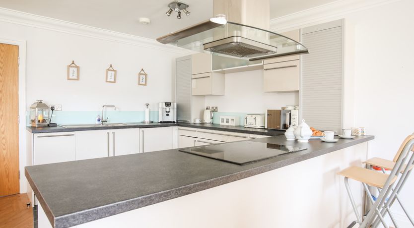 Photo of Y Gyfrinach