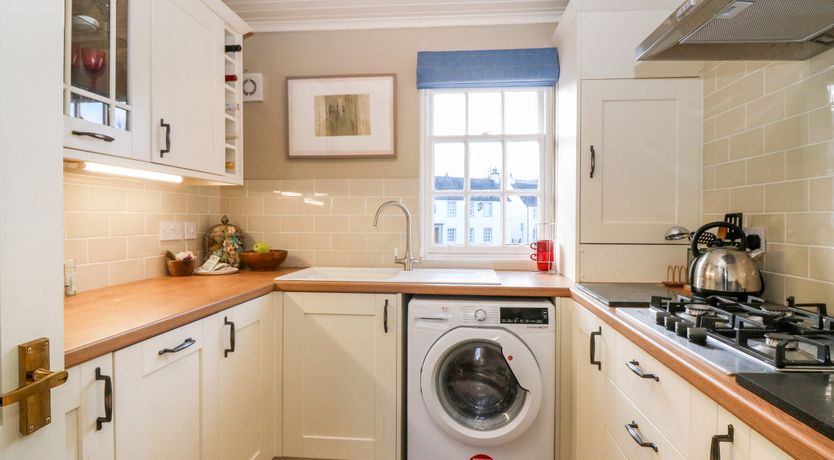 Photo of 1 The Cross