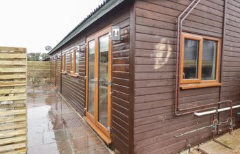 Sparrows Den Lodge Holiday Cottage