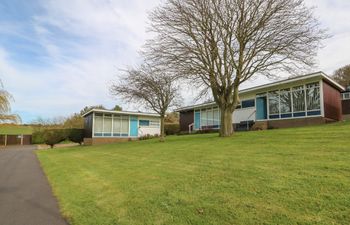 Pebbles Holiday Cottage
