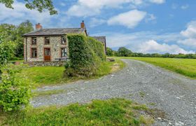 Photo of camarthen-cottage