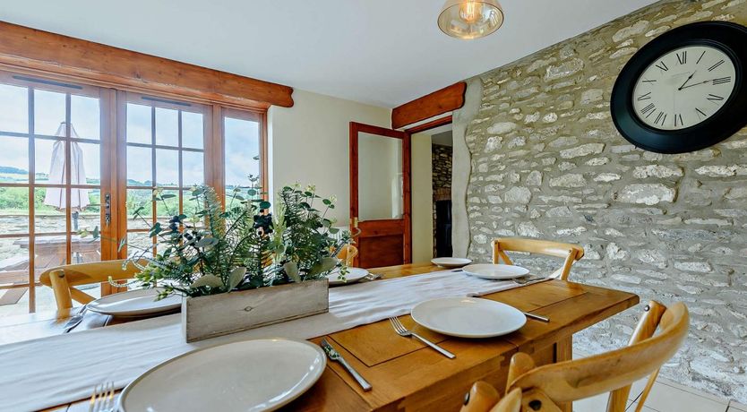 Photo of 3 Bed in Llandysul