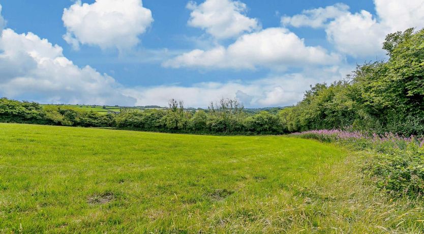 Photo of 3 Bed in Llandysul