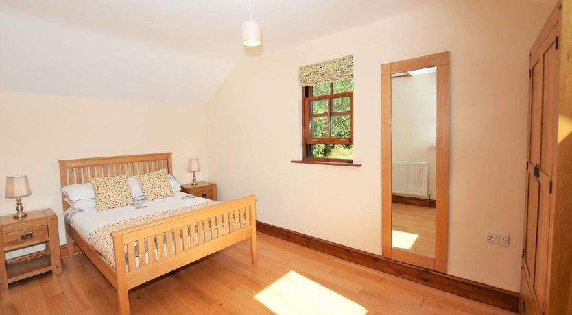 Photo of 3 Bed in Llandysul