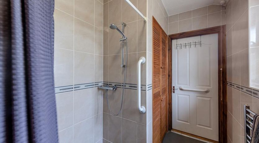 Photo of 2 Bed in Capel Seion