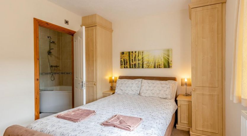 Photo of 2 Bed in Capel Seion