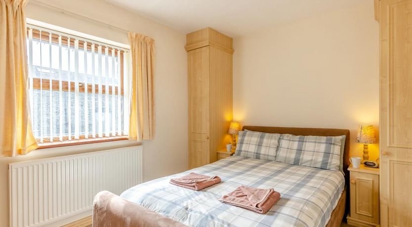 Photo of 2 Bed in Capel Seion