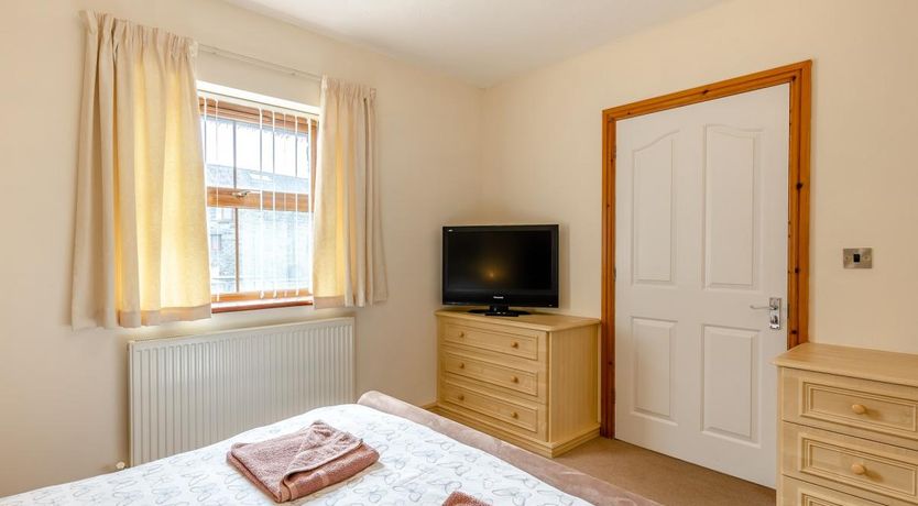 Photo of 2 Bed in Capel Seion