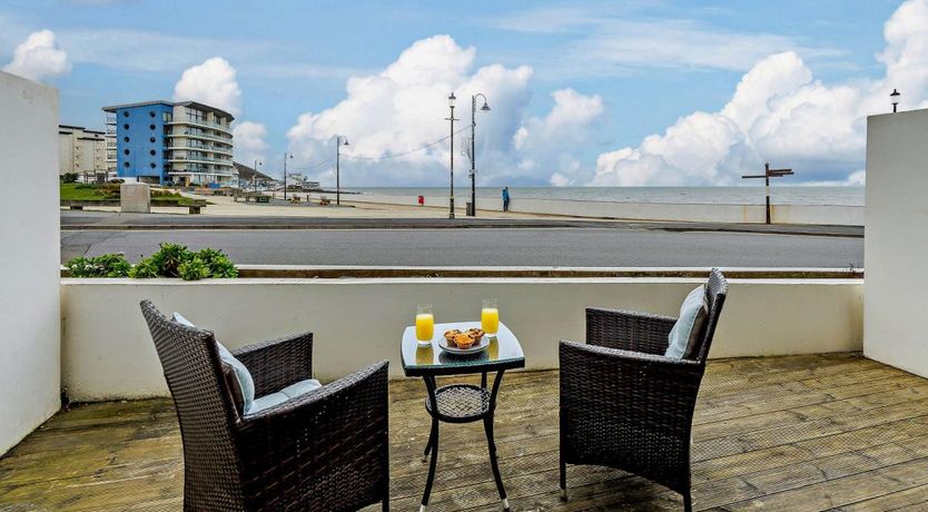 Photo of 1 Bed in Westward Ho