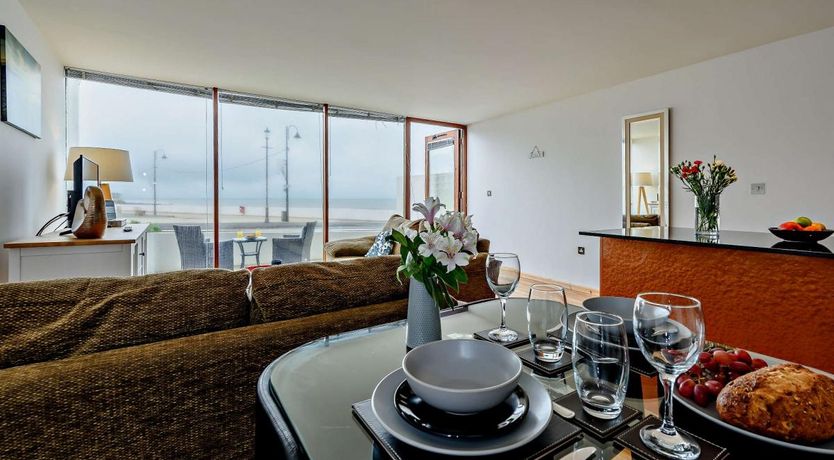 Photo of 1 Bed in Westward Ho