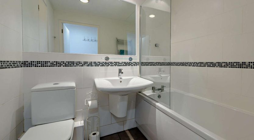 Photo of 1 Bed in Westward Ho