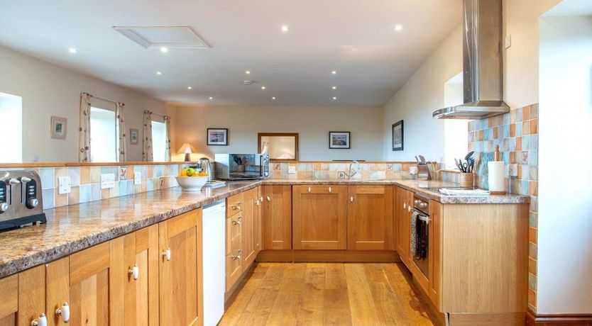 Photo of 4 Bed in St Buryan