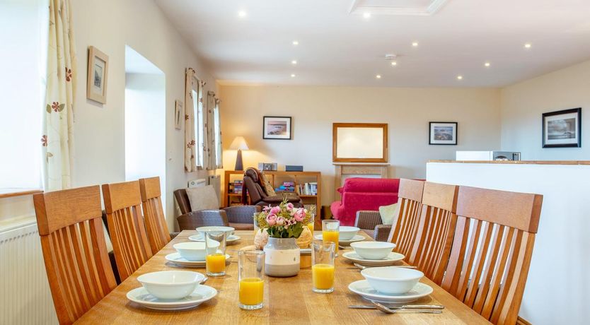 Photo of 4 Bed in Penzance