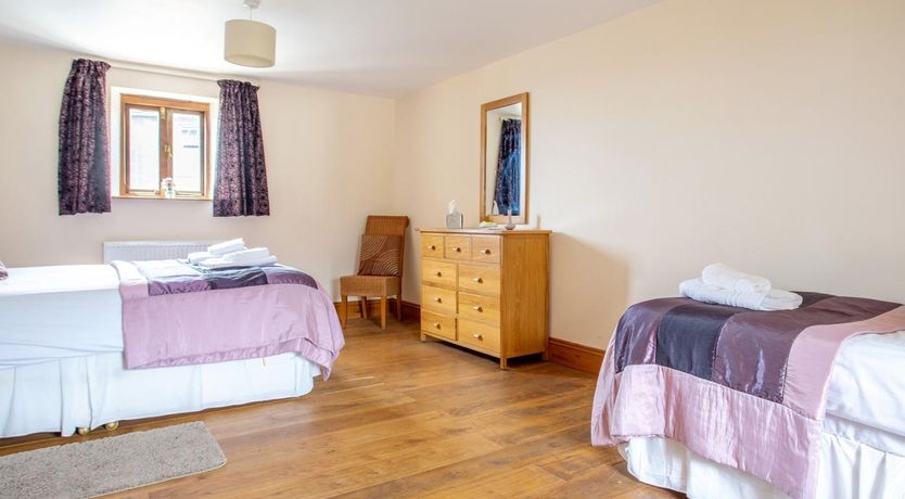 Photo of 4 Bed in Penzance