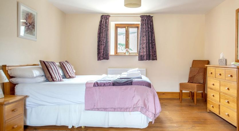 Photo of 4 Bed in Penzance