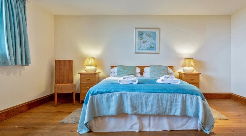 Photo of 4 Bed in Penzance