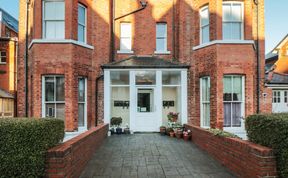 Photo of Carisbrooke House, Apartment 6