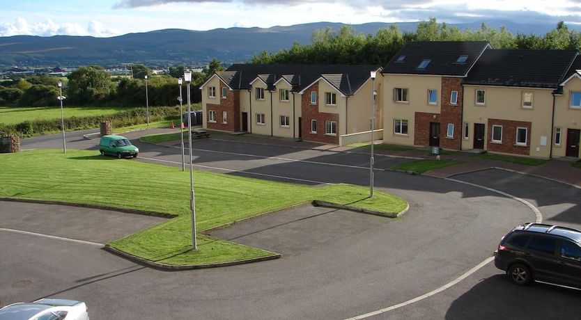 Photo of Coisceim Village