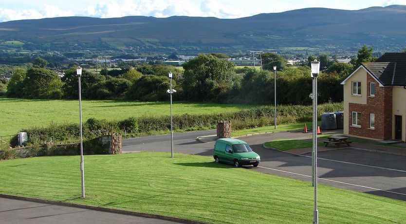 Photo of Coisceim Village