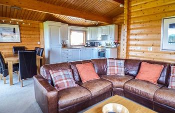 Ty Pren Holiday Cottage