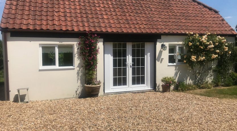 Photo of Oke Apple Cottage