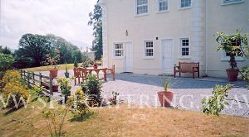 Photo of Ard Ross House