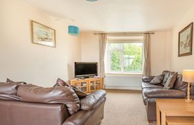 Hillymouth Apartment
