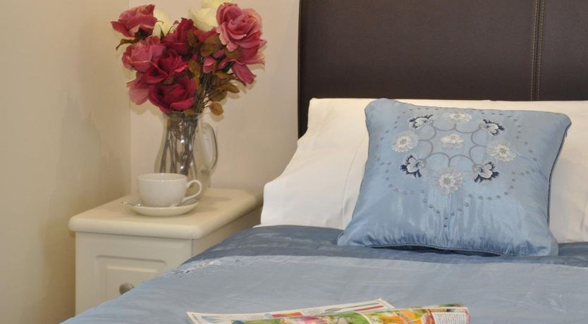 Photo of 1 Bed in Charmouth