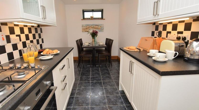 Photo of 2 Bed in Charmouth