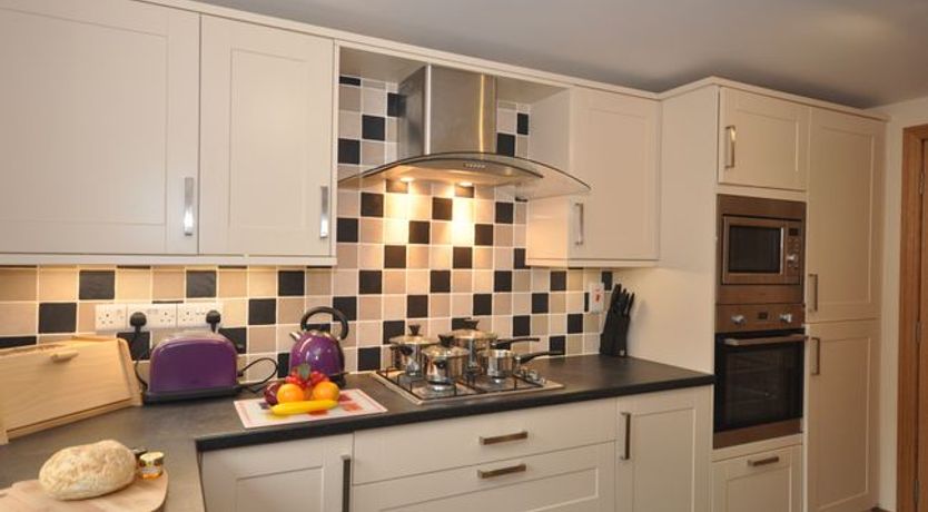 Photo of 2 Bed in Bridport