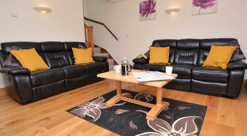 Photo of 3 Bed in Charmouth