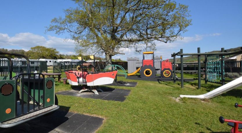 Photo of 4 Bed in Charmouth