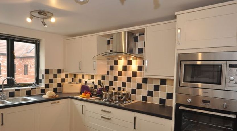 Photo of 2 Bed in Bridport