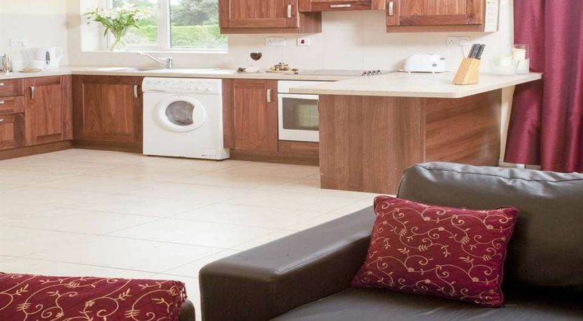 Photo of Menlo Park Apartments 1