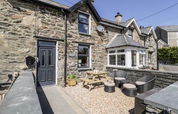 Bwthyn Ger Afon (Riverplace Cottage) Holiday Cottage