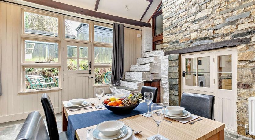 Photo of 1 Bed in Helstone