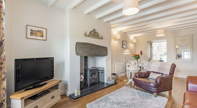 Photo of 2 Bryn Tirion