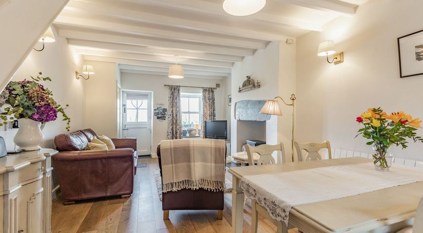 Photo of 2 Bryn Tirion